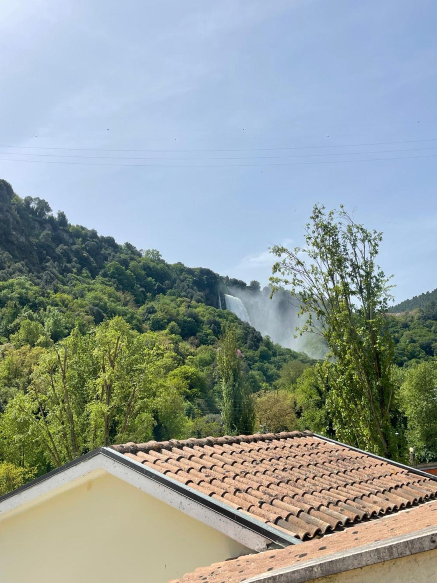 Gasthuis Il Casolare Della Cascata Terni
