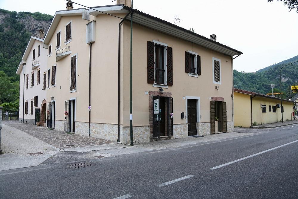 Il Casolare Della Cascata Gasthof Terni